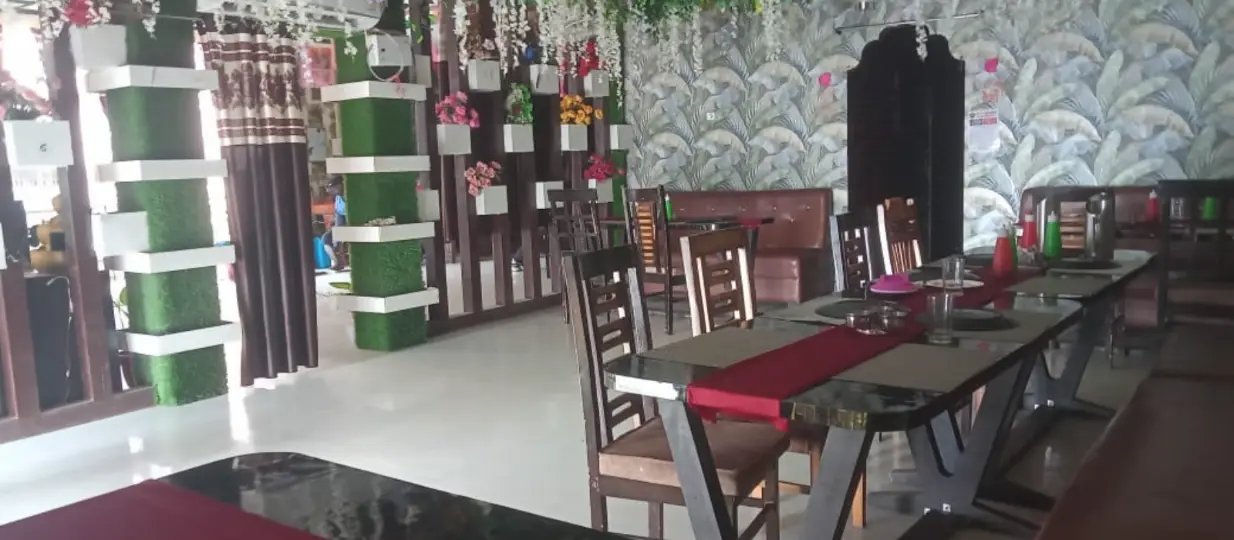 The Guru Guest House & Restaurant
